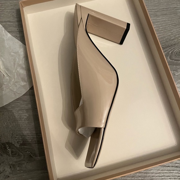 WANDLER - ISA sandal goat leather shiny almond size 39 - Picture 8 of 14